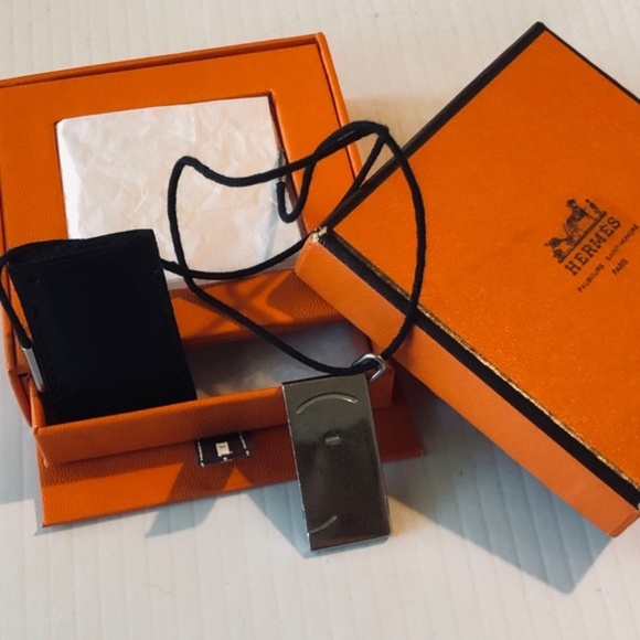 Hermes Jewelry - HERMÈS Silver Symbole Face Charm Leather Necklace